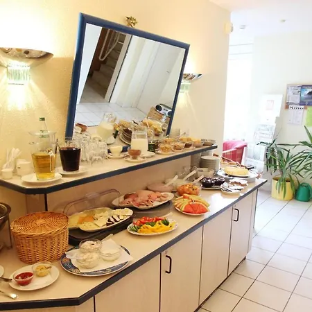 F-1010 Strandhaus Moenchgut Dz 34 Balkon, Strandnah Inkl Fruehstueck
